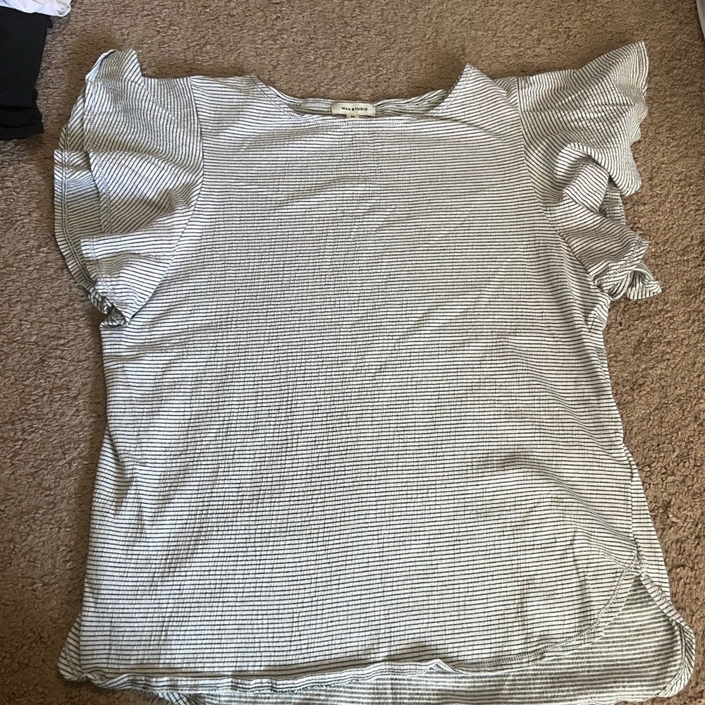 Max Studio Gray Striped Ruffle Sleeve Blouse